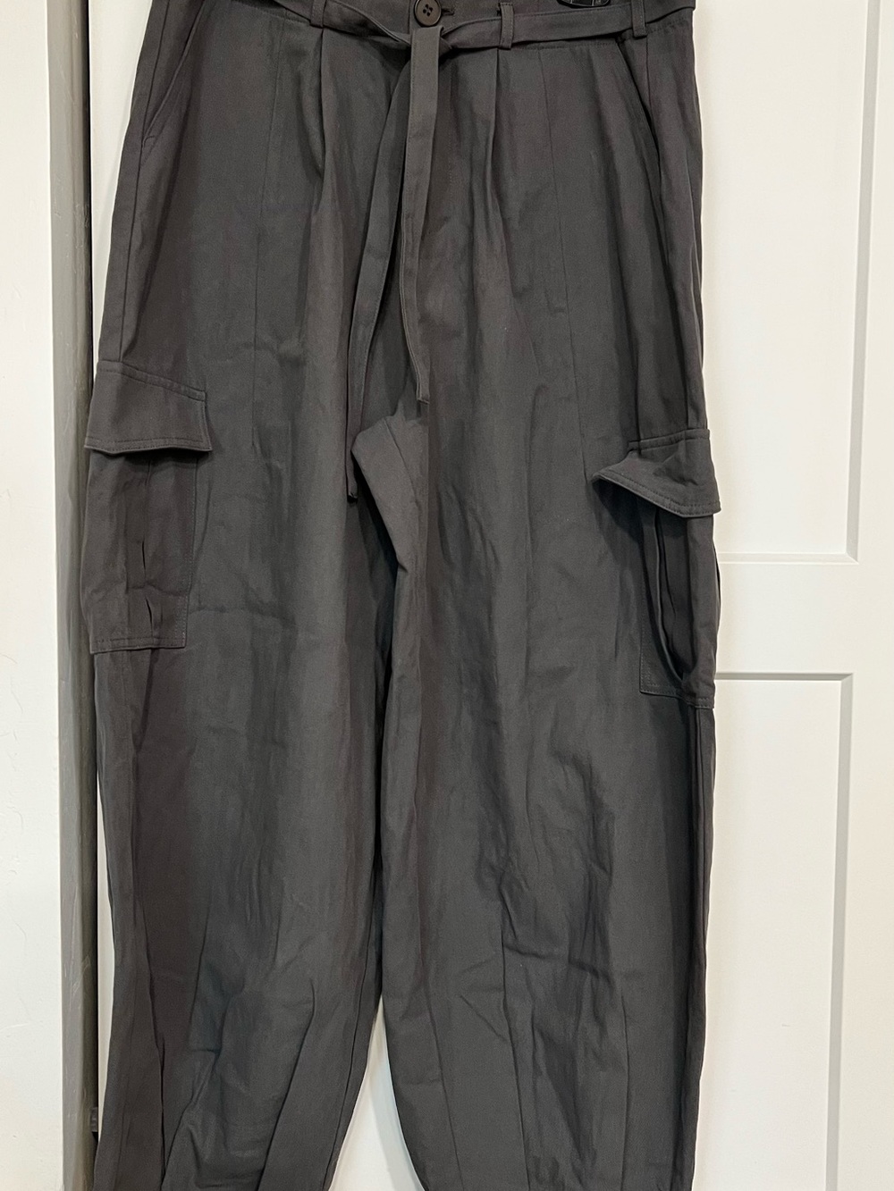Y2K PrettyLittleThing Charcoal Cargo Trousers with Belt Size 10